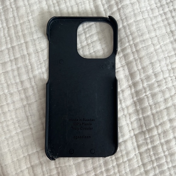 Saint Laurent IPhone 13 Pro case - Picture 2 of 4